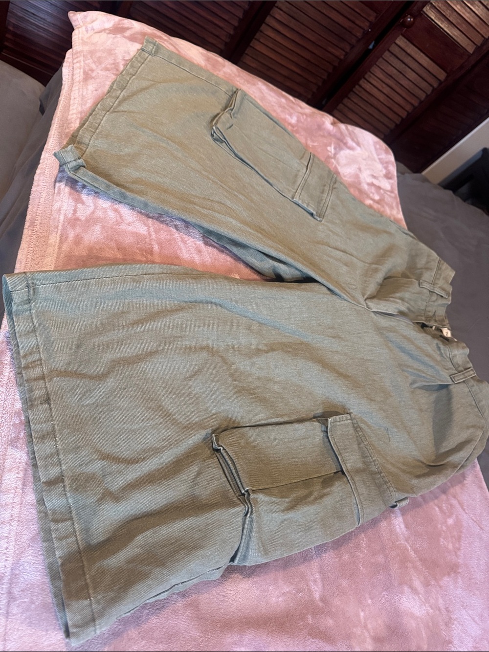 The Frankie Shop Olive Cargo Pants
